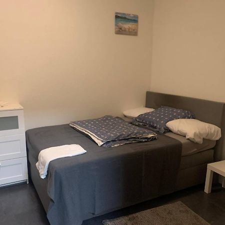 2 Room Apartament Messe เอสเซน ภายนอก รูปภาพ