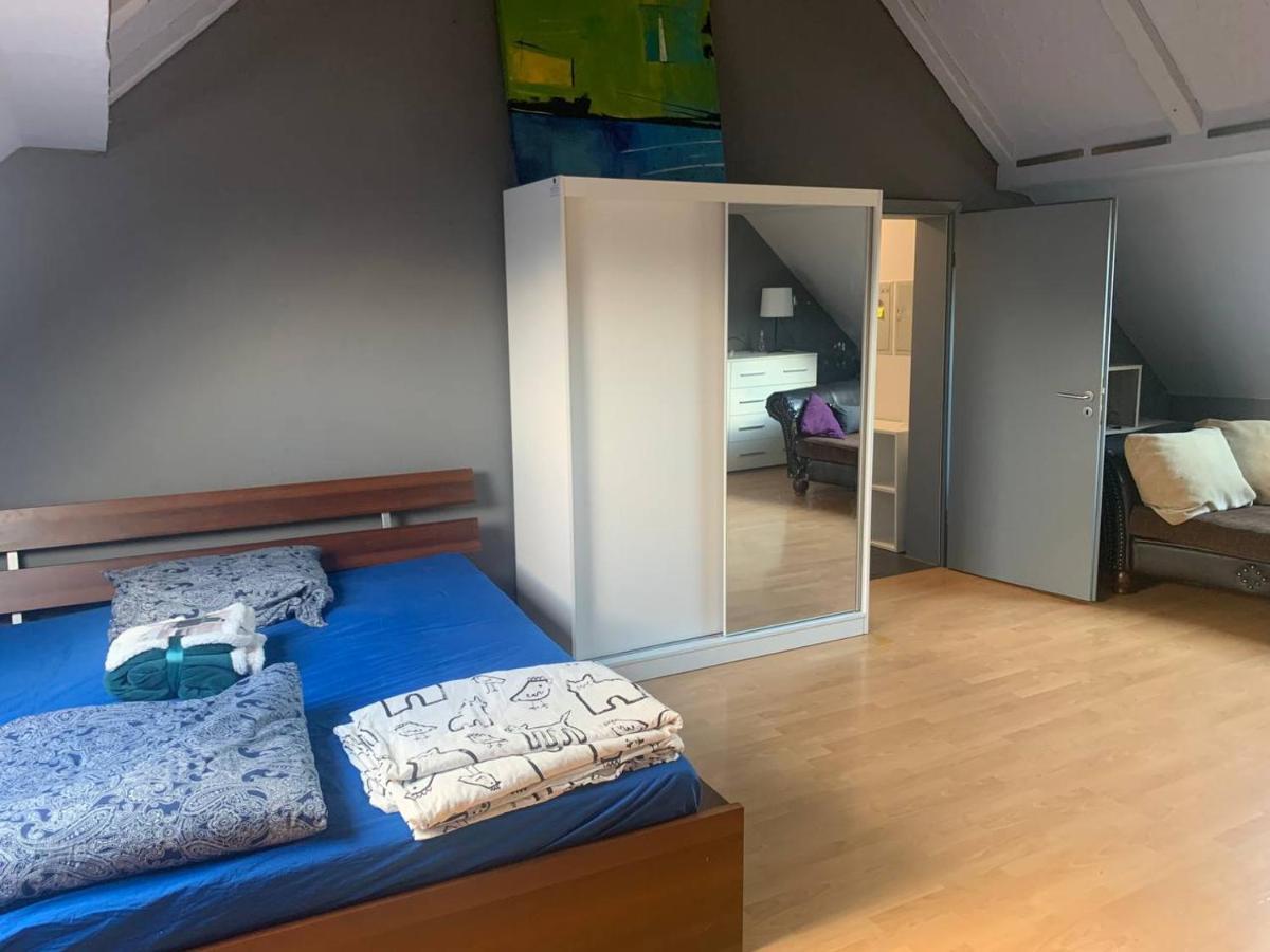 2 Room Apartament Messe เอสเซน ภายนอก รูปภาพ