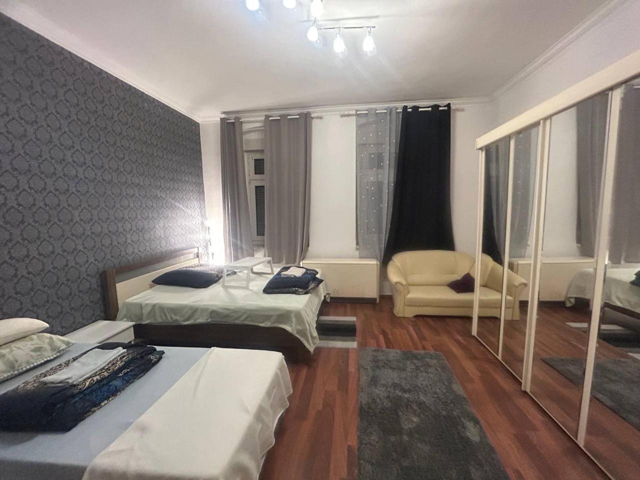 2 Room Apartament Messe เอสเซน ภายนอก รูปภาพ