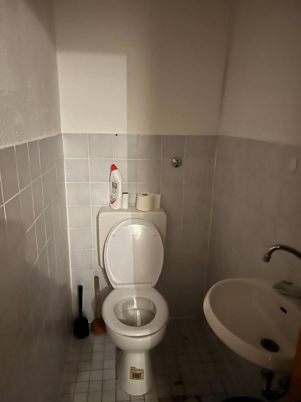 2 Room Apartament Messe เอสเซน ภายนอก รูปภาพ